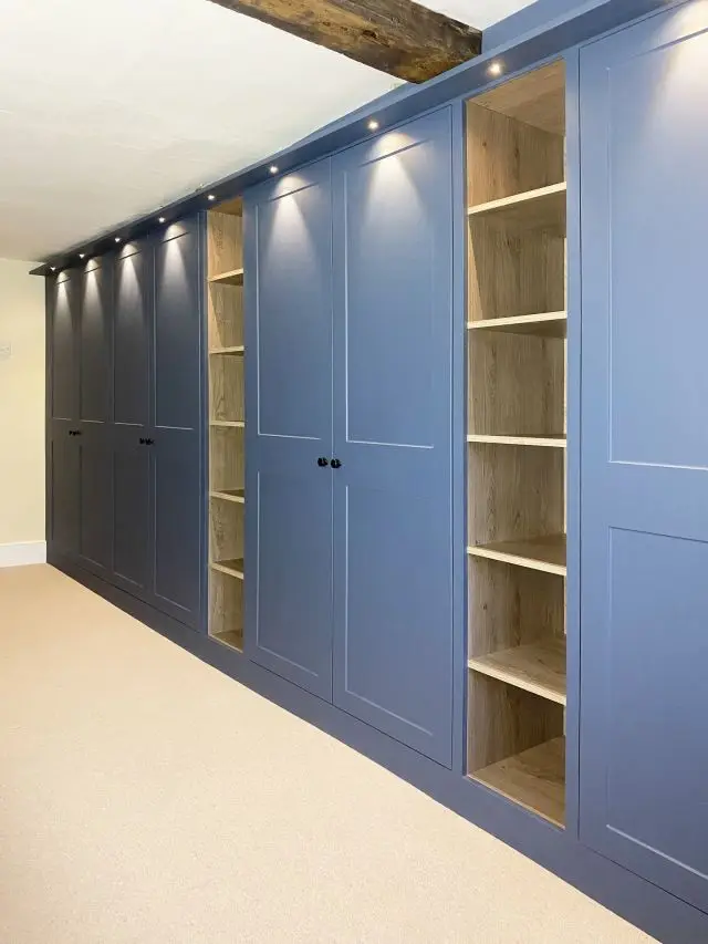 This room was the perfect space for a sophisticated navy blue dressing room, complemented with pockets of open shelving in a light walnut finish. We added external pelmet lights to the outside, enhancing the furniture and visibility. 

If you have a similar project in mind feel free to get in touch. We offer a complimentary design visit to all our customers. ✨

📞 07850875588
📨 sales@thomasburridge.co.uk
💻 www.thomasburridge.co.uk
⌨️ or Facebook Message